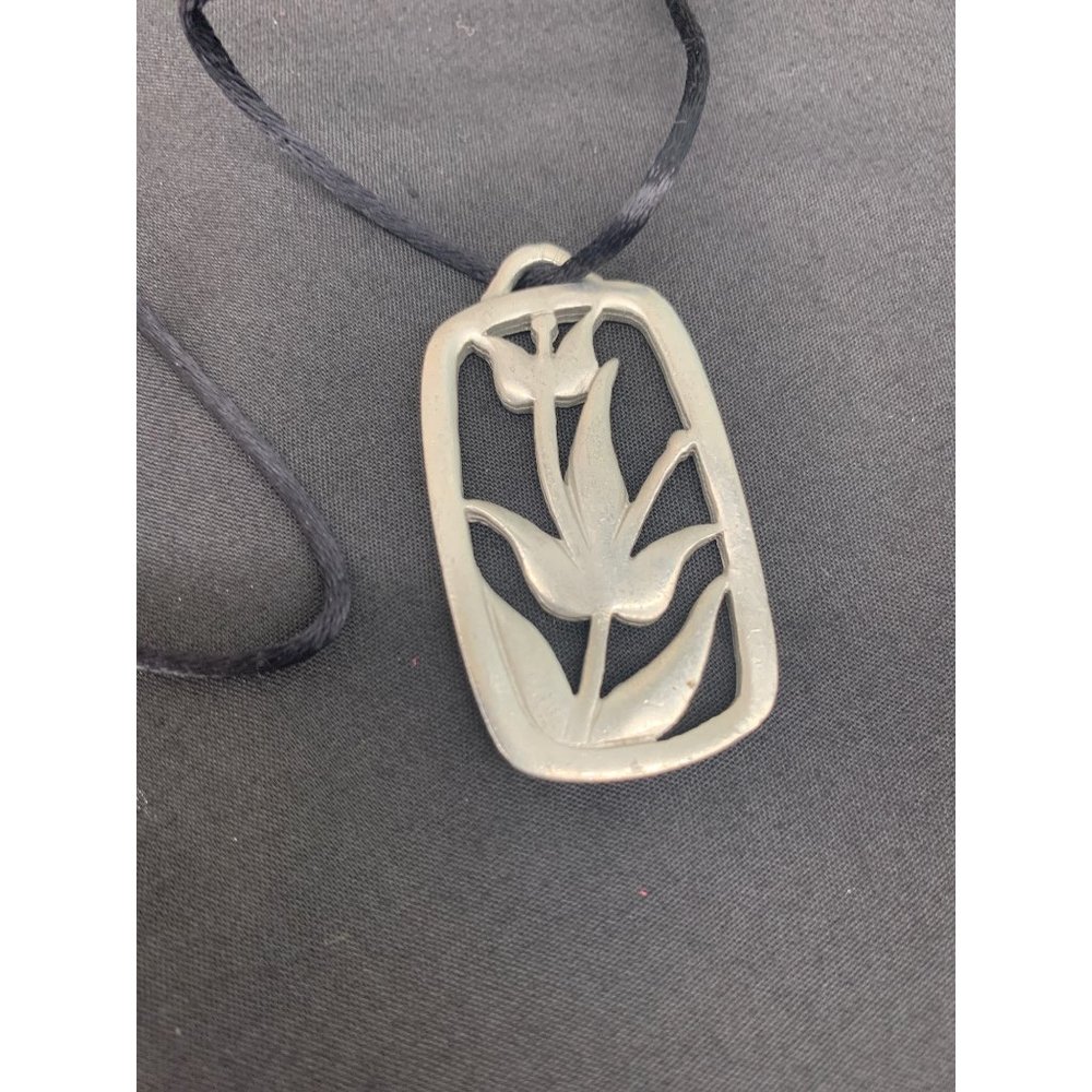 Tulip Flower Pendant by Ken Kantro First Sign Of Spring & Symbol of Friendship